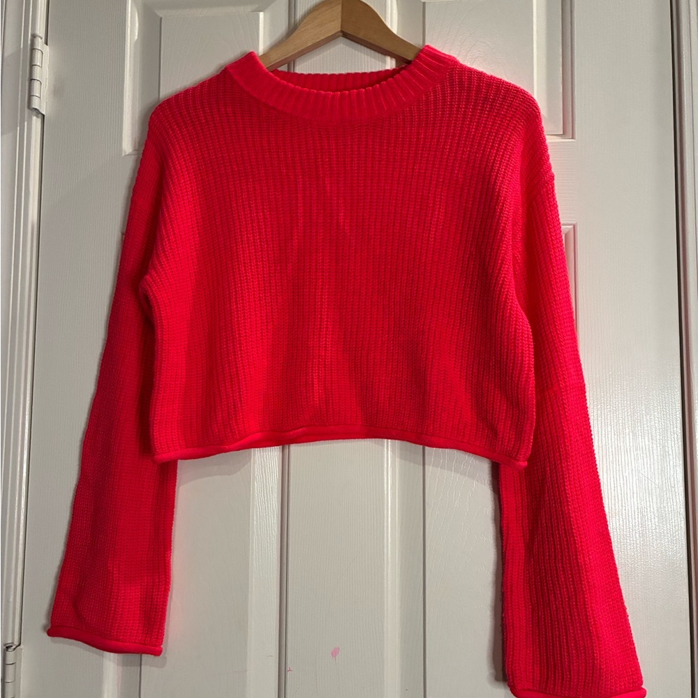 Wild Fable Bright Pink Crew Neck Sweater